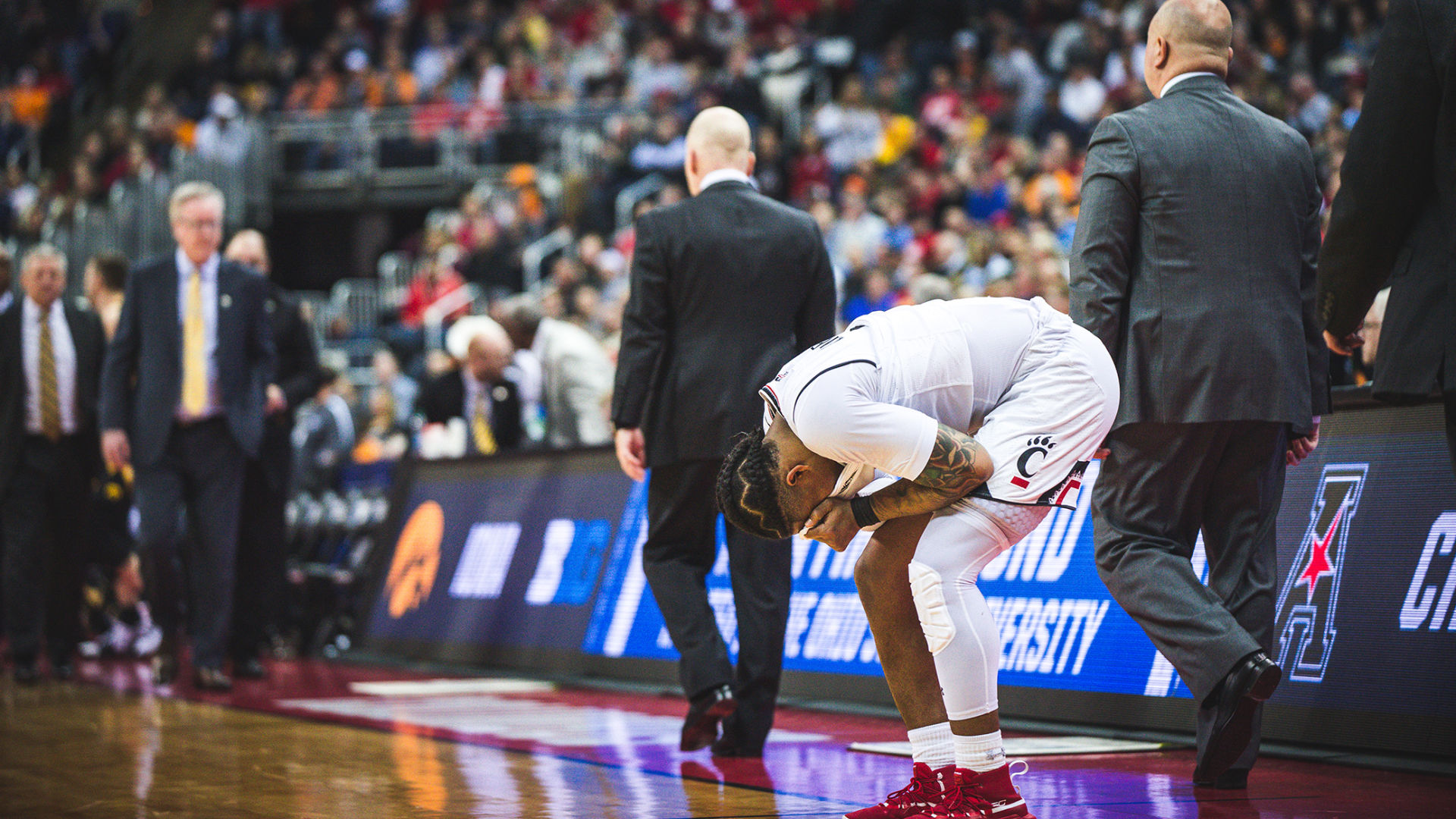 PHOTOS: First round of the 2019 NCAA Tournament